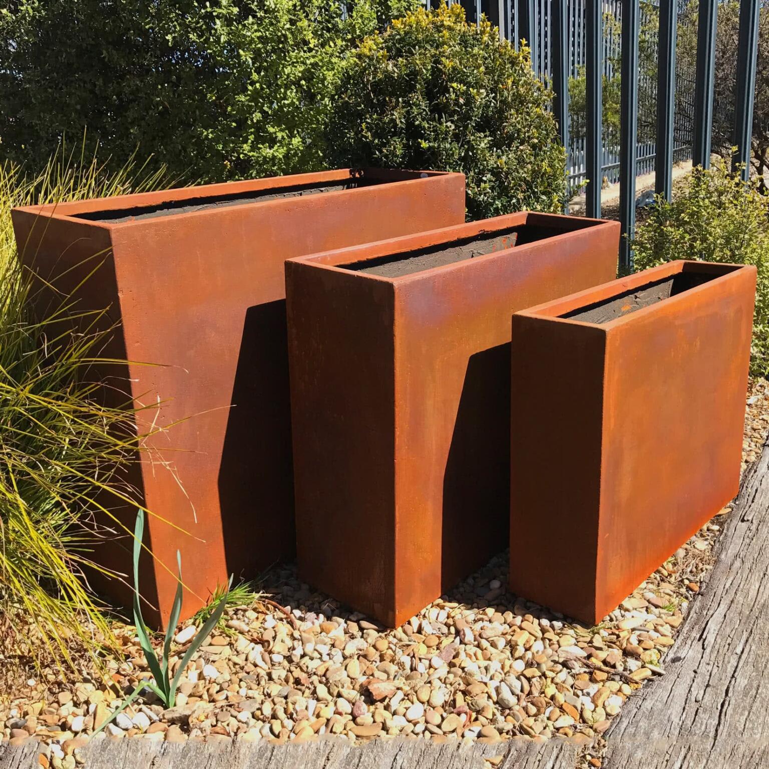 Divider Trough